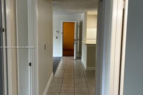 Condo in Plantation, Florida, 2 bedrooms  № 1944949 - photo 4