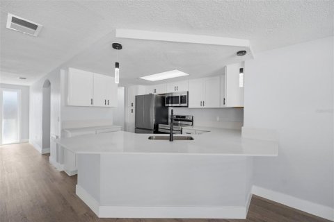 Villa ou maison à vendre à Port Richey, Floride: 3 chambres, 140.38 m2 № 2434462 - photo 16