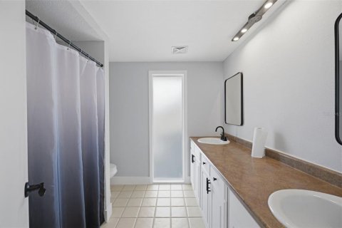 Villa ou maison à vendre à Port Richey, Floride: 3 chambres, 140.38 m2 № 2434462 - photo 29