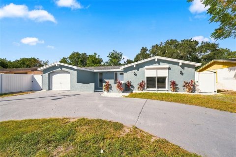 Villa ou maison à vendre à Port Richey, Floride: 3 chambres, 140.38 m2 № 2434462 - photo 4