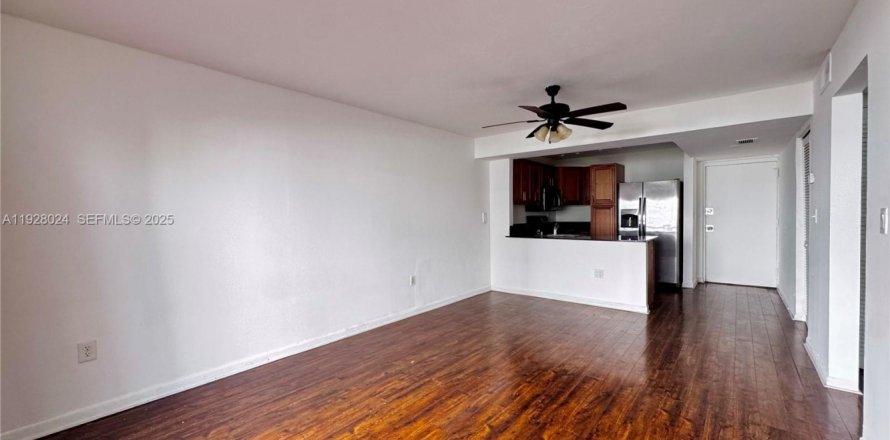 Condo à Miami Beach, Floride, 1 chambre № 1988252