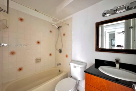 Copropriété à vendre à Miami Beach, Floride: 1 chambre, 51.47 m2 № 1988252 - photo 14