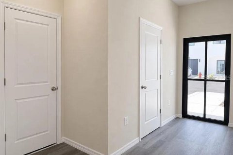 Touwnhouse à vendre à Tampa, Floride: 3 chambres, 178.19 m2 № 2133411 - photo 5