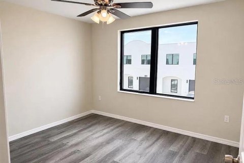 Touwnhouse à vendre à Tampa, Floride: 3 chambres, 178.19 m2 № 2133411 - photo 19