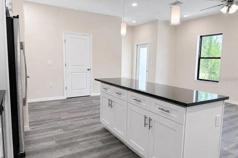 Touwnhouse à vendre à Tampa, Floride: 3 chambres, 178.19 m2 № 2133411 - photo 9