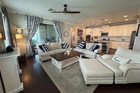 House in Odessa, Florida 3 bedrooms, 227.24 sq.m. № 1918888 - photo 12