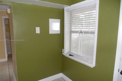 Condominio en venta en Miami, Florida, 1 dormitorio, 83.43 m2 № 2016232 - foto 9