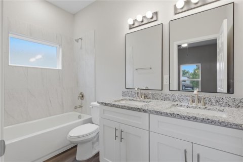 Villa ou maison à vendre à Tampa, Floride: 3 chambres, 116.22 m2 № 2201258 - photo 12