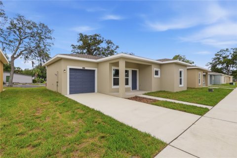 Villa ou maison à vendre à Tampa, Floride: 3 chambres, 116.22 m2 № 2201258 - photo 16