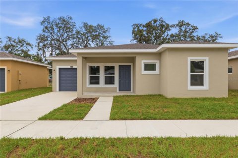 Villa ou maison à Tampa, Floride 3 chambres, 116.22 m2 № 2201258