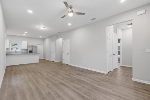 Villa ou maison à vendre à Tampa, Floride: 3 chambres, 116.22 m2 № 2201258 - photo 3
