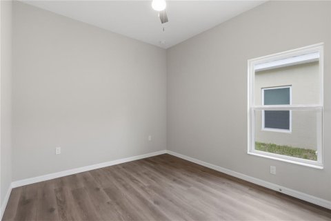 Villa ou maison à vendre à Tampa, Floride: 3 chambres, 116.22 m2 № 2201258 - photo 7