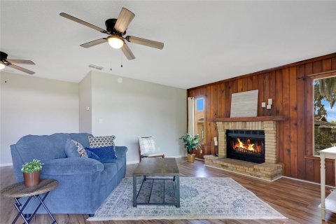 Appartement à louer à DeLand, Floride: 2 chambres, 99.96 m2 № 1808443 - photo 7