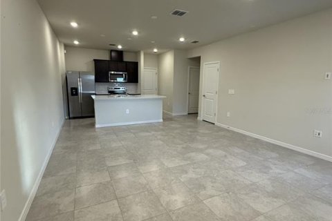 Touwnhouse à louer à Kissimmee, Floride: 3 chambres, 143.81 m2 № 2429240 - photo 6