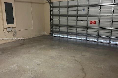 House in Homestead, Florida 4 bedrooms, 239.04 sq.m. № 1986097 - photo 8