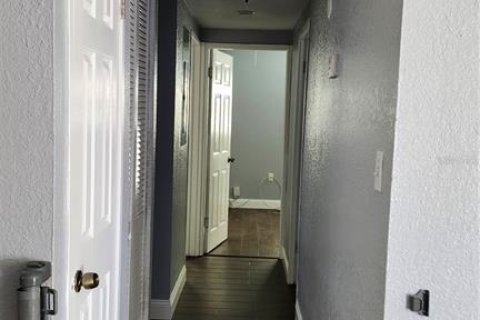 Casa en alquiler en Tampa, Florida, 4 dormitorios, 116.5 m2 № 1741137 - foto 11