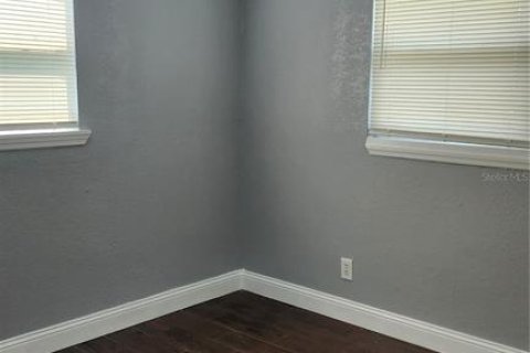 Casa en alquiler en Tampa, Florida, 4 dormitorios, 116.5 m2 № 1741137 - foto 9