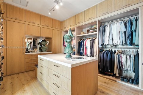 Купить кондоминиум в Майами, Флорида 4 спальни, 458.29м2, № 1827409 - фото 27