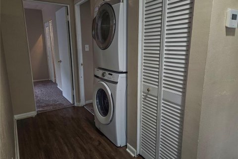 House in Clearwater, Florida 3 bedrooms, 133.22 sq.m. № 2267011 - photo 10