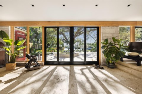 House in Coral Gables, Florida 7 bedrooms, 1007.06 sq.m. № 1861337 - photo 7