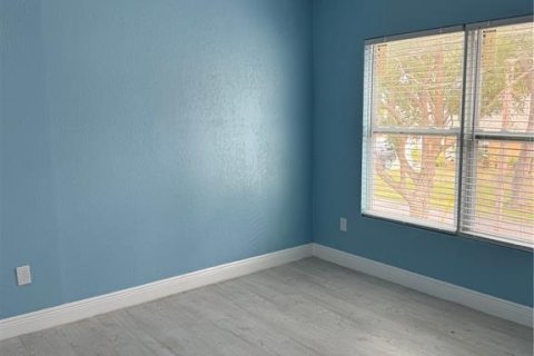 Immobilier commercial à vendre à Clearwater, Floride: 9 chambres, 371.52 m2 № 2151264 - photo 12