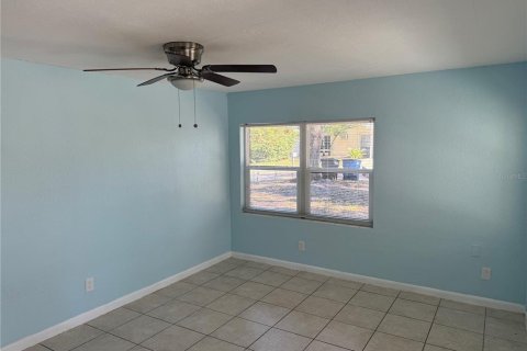 Immobilier commercial à vendre à Clearwater, Floride: 9 chambres, 371.52 m2 № 2151264 - photo 16