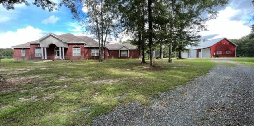 Villa ou maison à Baker, Floride 3 chambres, 453.18 m2 № 558671