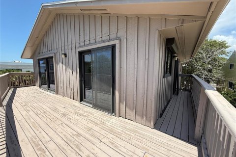 Condo in Sarasota, Florida, 2 bedrooms  № 1876181 - photo 11