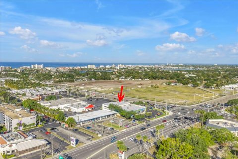 Commercial property in Sarasota, Florida 41.06 sq.m. № 2239920 - photo 22
