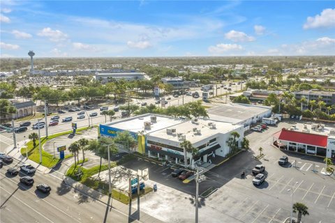Commercial property in Sarasota, Florida 41.06 sq.m. № 2239920 - photo 17