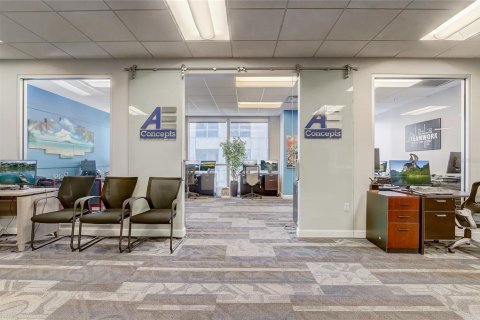 Propiedad comercial en alquiler en Orlando, Florida, 278.24 m2 № 1736305 - foto 6