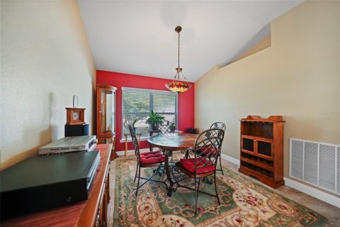 House in Punta Gorda, Florida 4 bedrooms, 169.08 sq.m. № 1586618 - photo 3