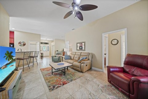 House in Punta Gorda, Florida 4 bedrooms, 169.08 sq.m. № 1586618 - photo 10