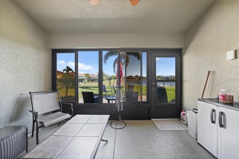 House in Punta Gorda, Florida 4 bedrooms, 169.08 sq.m. № 1586618 - photo 7