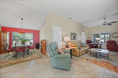 House in Punta Gorda, Florida 4 bedrooms, 169.08 sq.m. № 1586618 - photo 14