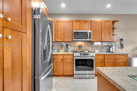 Touwnhouse à vendre à Doral, Floride: 3 chambres, 191.56 m2 № 2069406 - photo 12