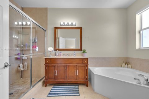 Touwnhouse à vendre à Doral, Floride: 3 chambres, 191.56 m2 № 2069406 - photo 22