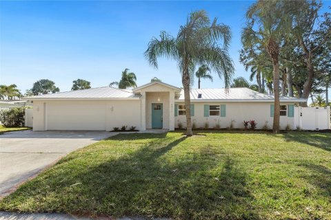 House in Bradenton, Florida 4 bedrooms, 170.2 sq.m. № 2106183 - photo 19