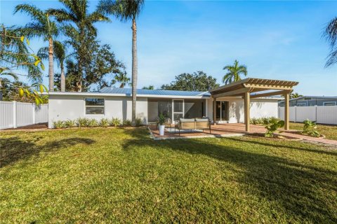 House in Bradenton, Florida 4 bedrooms, 170.2 sq.m. № 2106183 - photo 28