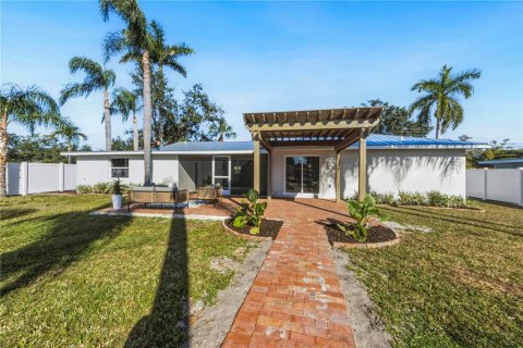 House in Bradenton, Florida 4 bedrooms, 170.2 sq.m. № 2106183 - photo 30
