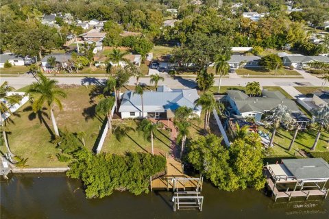 House in Bradenton, Florida 4 bedrooms, 170.2 sq.m. № 2106183 - photo 5