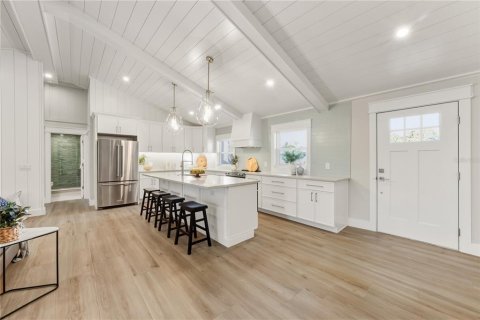 House in Bradenton, Florida 4 bedrooms, 170.2 sq.m. № 2106183 - photo 7