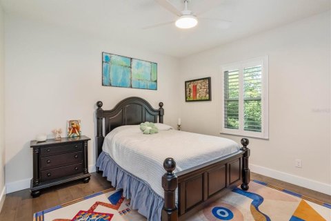 House in Winter Park, Florida 4 bedrooms, 297.66 sq.m. № 1681235 - photo 26