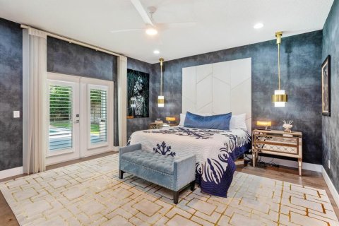 House in Winter Park, Florida 4 bedrooms, 297.66 sq.m. № 1681235 - photo 18