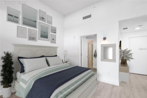 Condo in Tampa, Florida, 1 bedroom  № 1908284 - photo 9