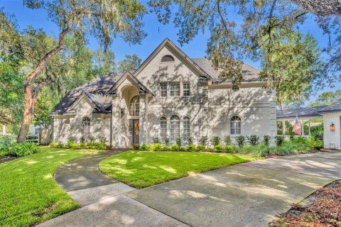 House in Oviedo, Florida 4 bedrooms, 345.5 sq.m. № 1837641 - photo 2
