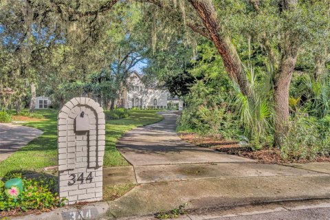 House in Oviedo, Florida 4 bedrooms, 345.5 sq.m. № 1837641 - photo 3