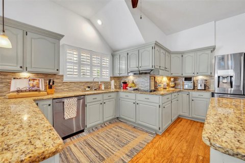 House in Oviedo, Florida 4 bedrooms, 345.5 sq.m. № 1837641 - photo 13