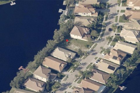 Terreno en venta en Tampa, Florida № 1555933 - foto 2