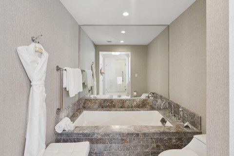 Copropriété à vendre à Fort Lauderdale, Floride: 3 chambres, 147.71 m2 № 2265457 - photo 20